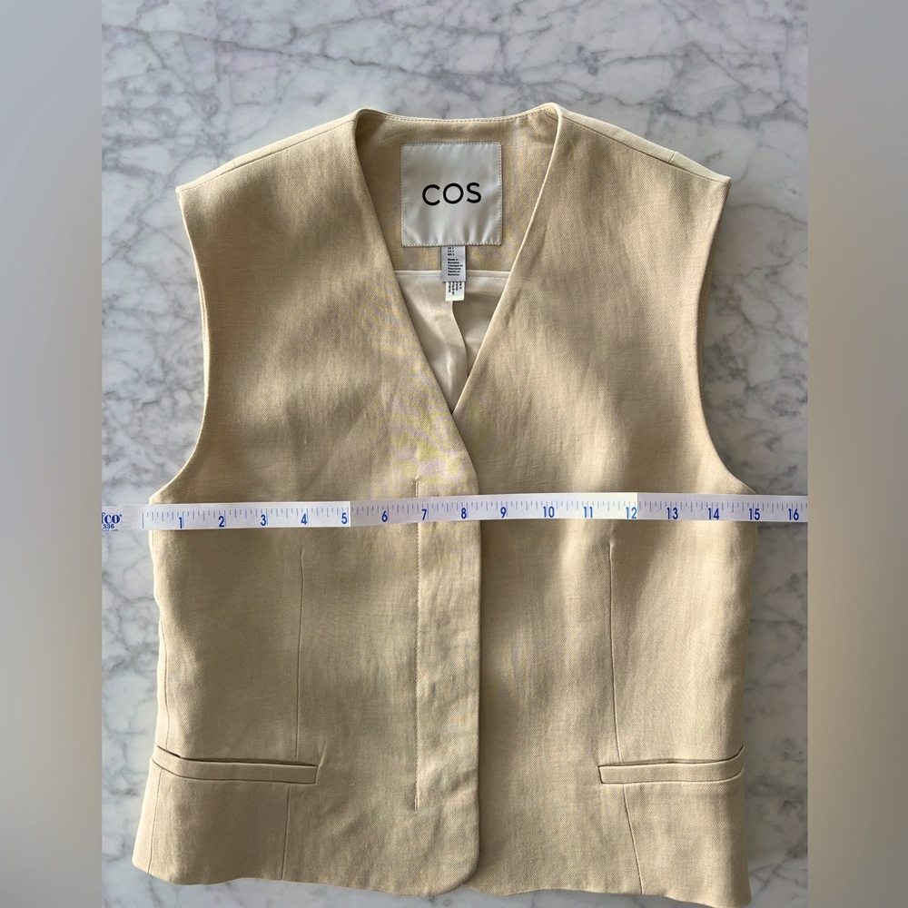 COS Cream Sleeveless V-Neck Vest